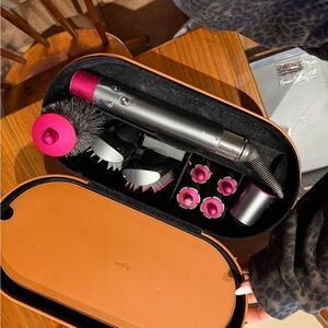 Dyson Hair Styling Set with Fuchsia and Black